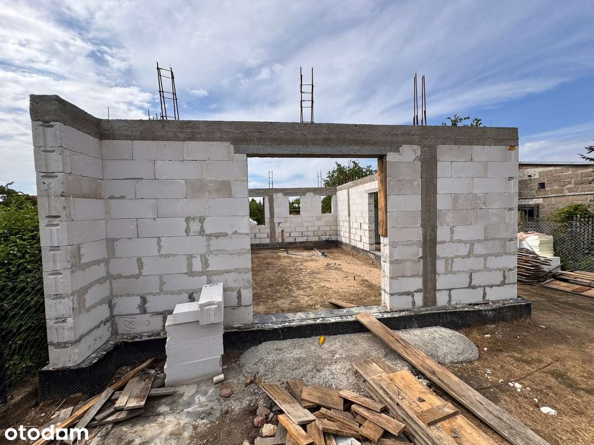 Działka z rozpoczętą budową , media prąd ,woda + materiał - Pełny obrazek: 5/13