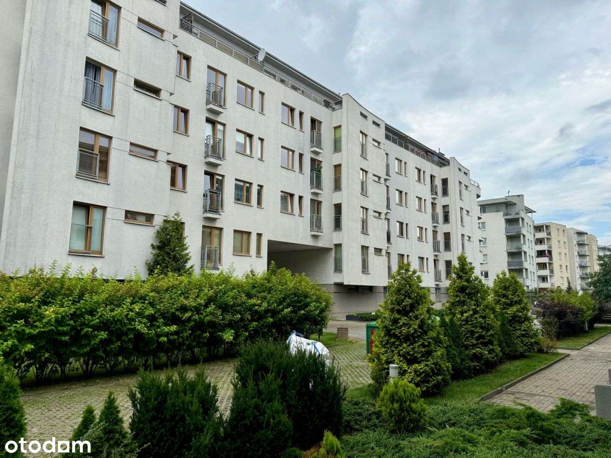 Mieszkanie 3 pokojowe Fort Bema-0