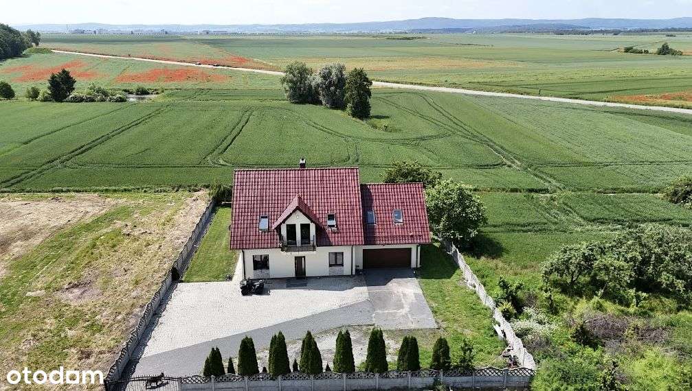 Dom z widokiem na góry Małuszów k/ Legnicy
