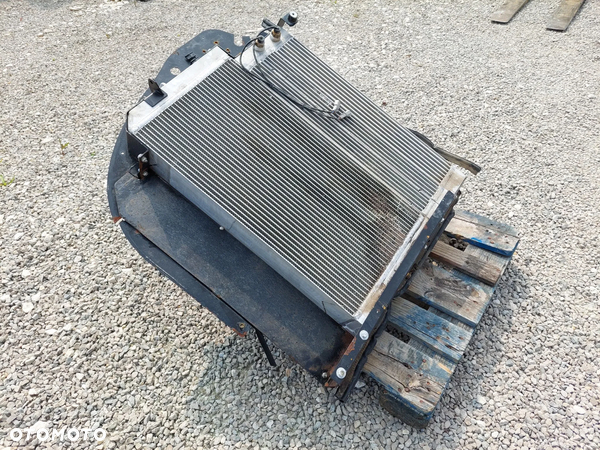 Chłodnica cieczy oleju wody zespół chłodnic intercooler Manitou MT 634,732,932 - 11