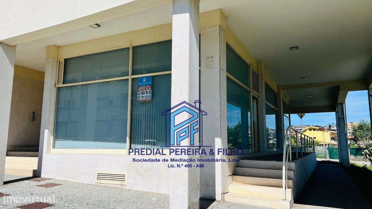 Escritório em estabelecimento / Baguim (Rio Tinto) / Próx. à CP e M... - Grande imagem: 2/26