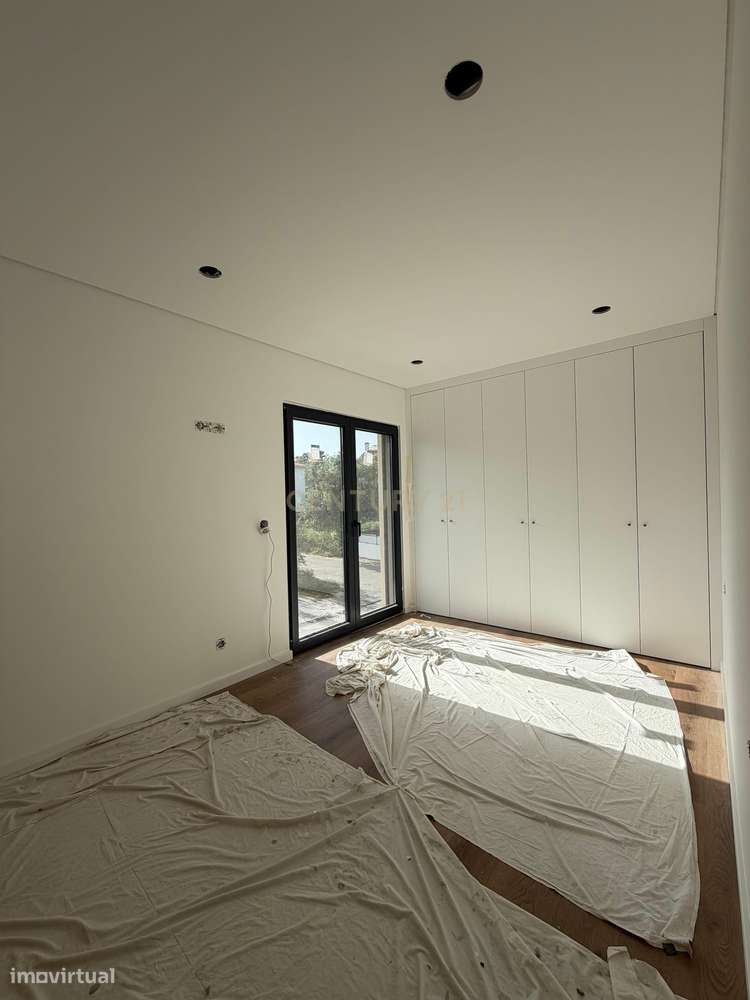 Moradia Nova T3 c/piscina - Foros de Amora-9