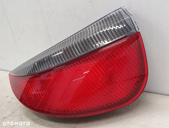 LANCIA LYBRA KOMBI LAMPA TYŁ PRAWA ORYGINAŁ NOWA - 2