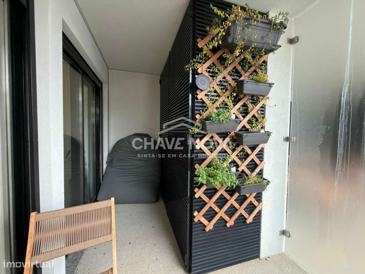 Apartamento T1+1 Santa Marinha de 2023 ao Arrábida Shopping VL8-27