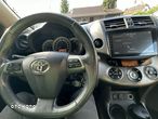 Toyota RAV4 - 7