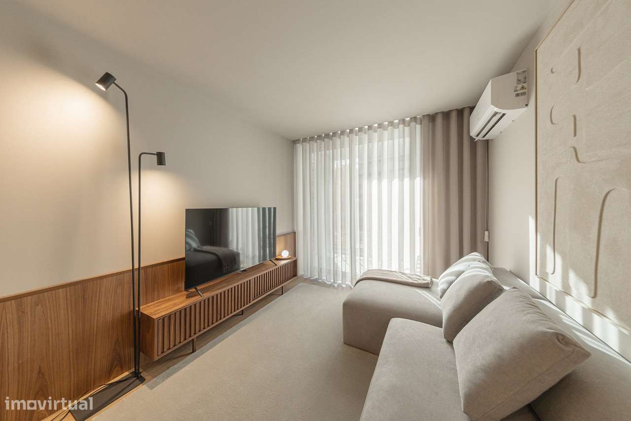 Apartamento T1 Frente para a Piscina!-15