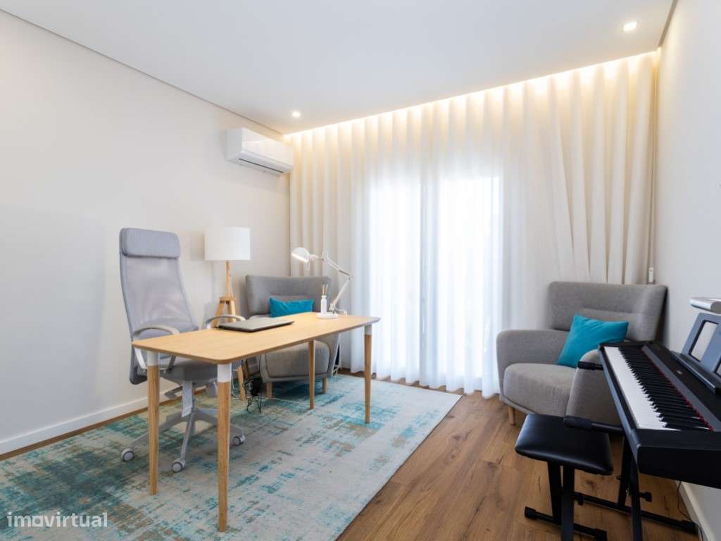Exclusivo T4 Penthouse de Luxo com 379 m² na Póvoa de Santa Iria.-23