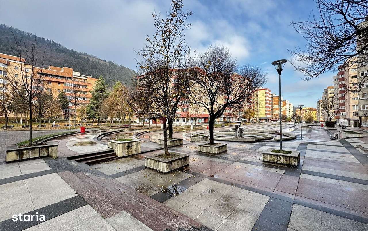 Pretabil Birou| Spatiu Comercial - Imagine principală: 3/11