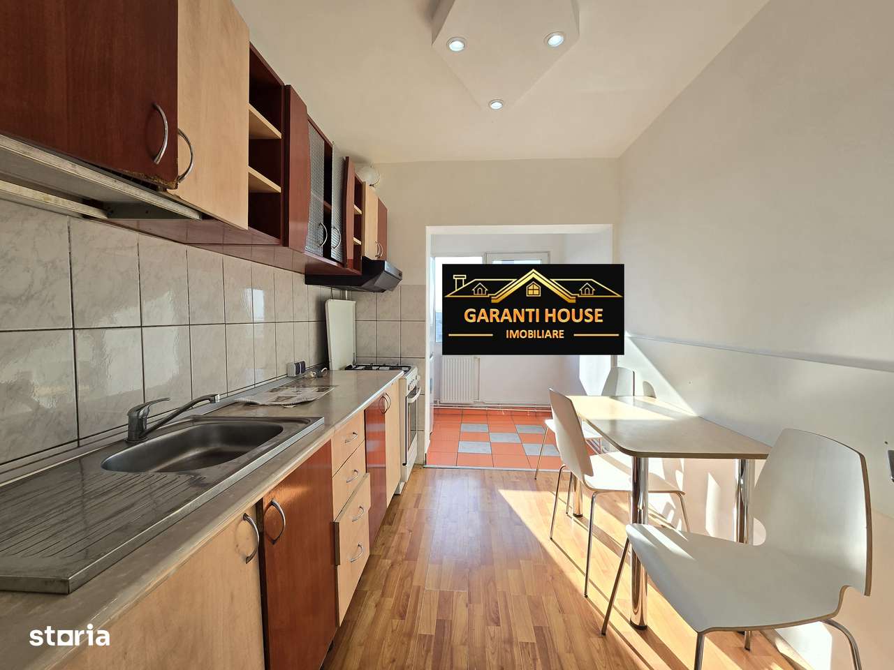 Ariesului, apartament 3 camere, decomandat, partial mobilat, 55 000€-0