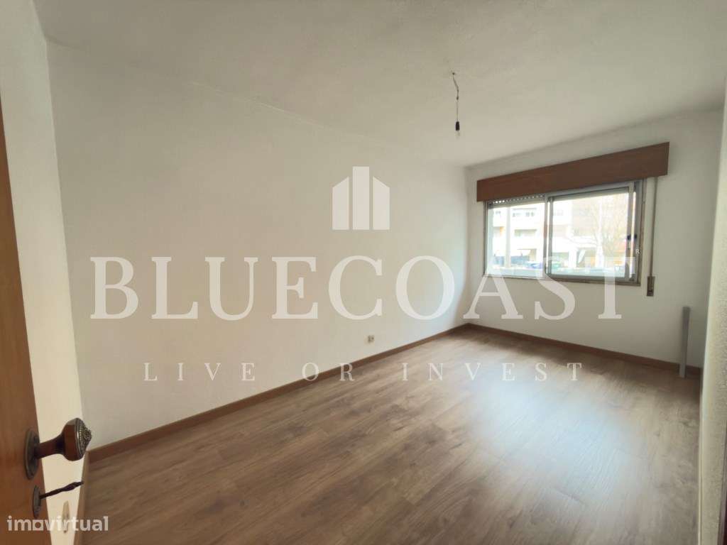 Apartamento de 4 assoalhadas com Excelente Localização e Ampla Ofer...-15