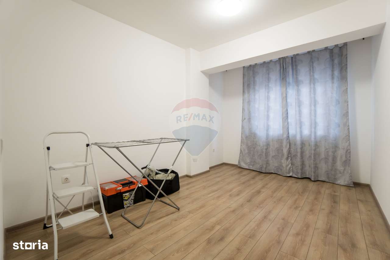 Apartament 3 camere cu 2 locuri de parcare si boxa Coresi-5
