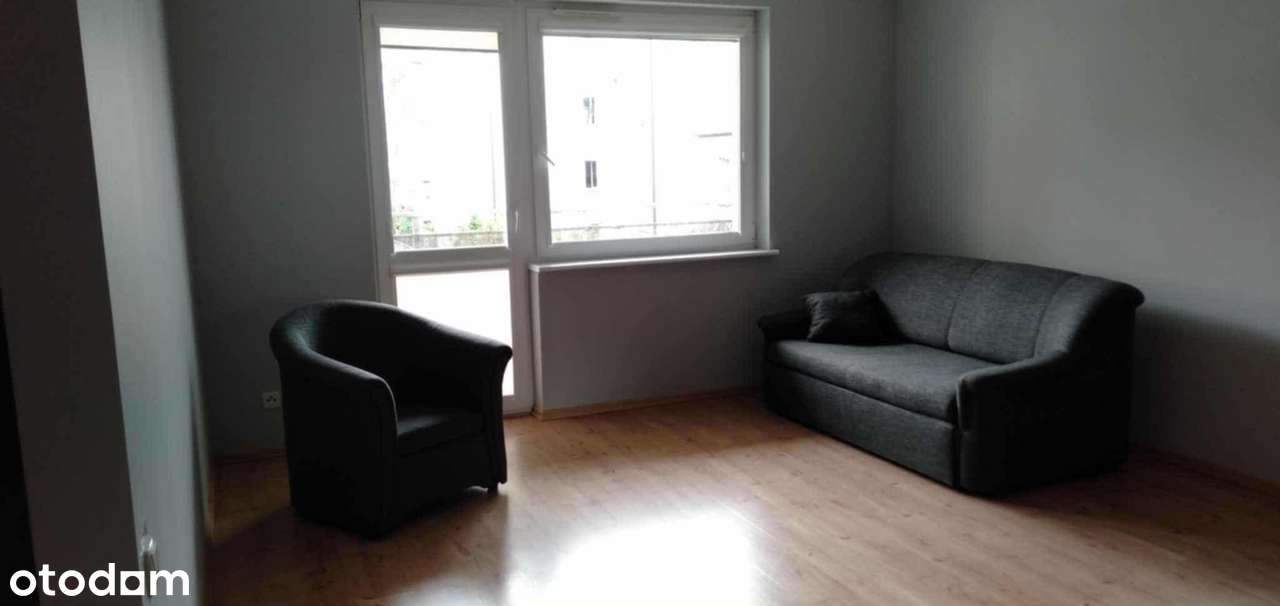 Koniuchy, 2 pokoje na 1 piętrze, zamknięty teren-9