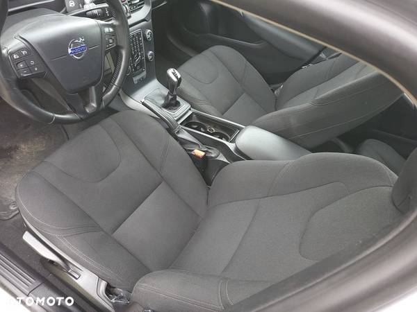 Volvo V40 - 16