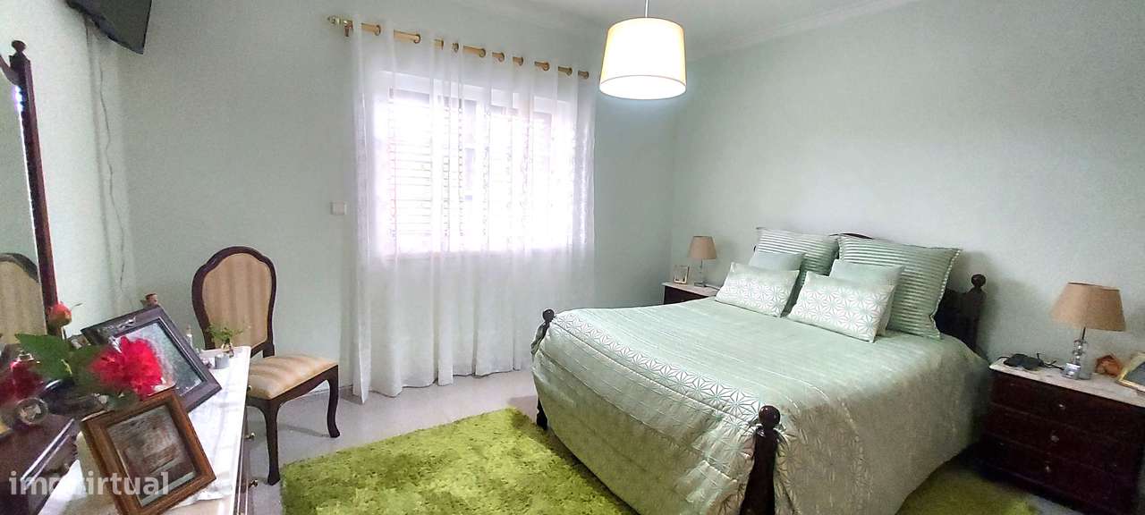 PINHAL NOVO - T3 Quintinha com Moradia e Piscina-13