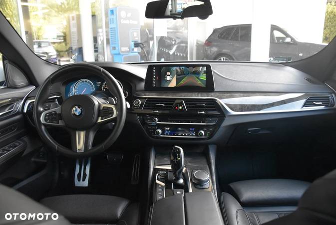 BMW Seria 6 640i xDrive Edycja M Sport - 8