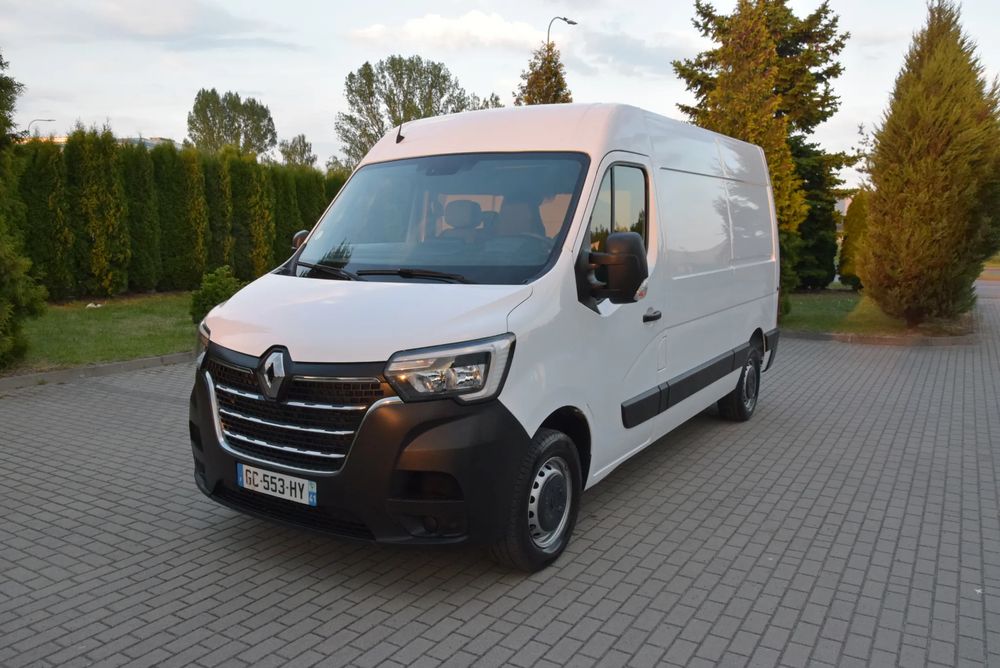 Renault Master 2021