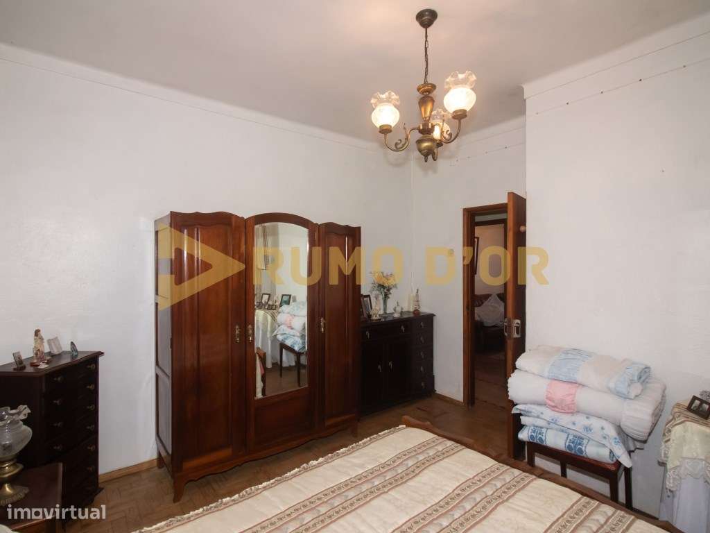 2 Moradias T3 para Recuperar em Penafirme da Ventosa, Alenquer-19