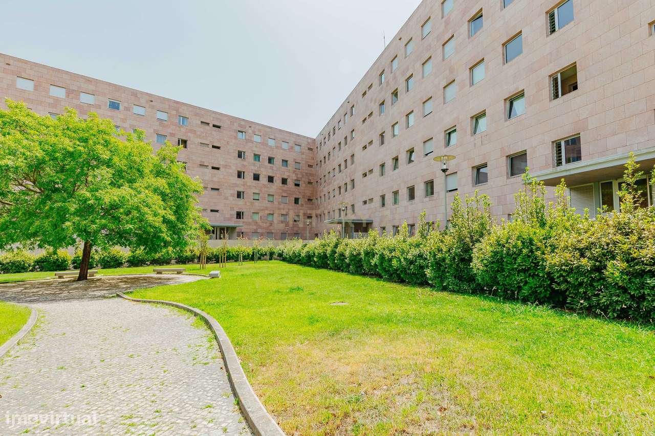 Apartamento T2 com vista rio no Edifício Âncora – Parque das Nações Su-22