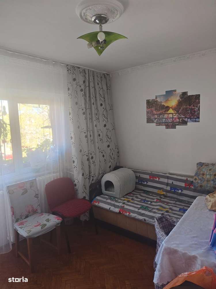Apartament 3 camere cu boxa  / Zona Nord / Biserica /-2