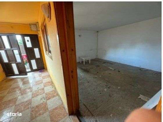 PLOIESTI - SUD, Vila cu teren - bd. Petrolului - Imagine principală: 5/15