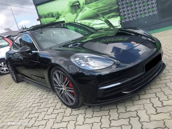 Porsche Panamera 4 S - 14