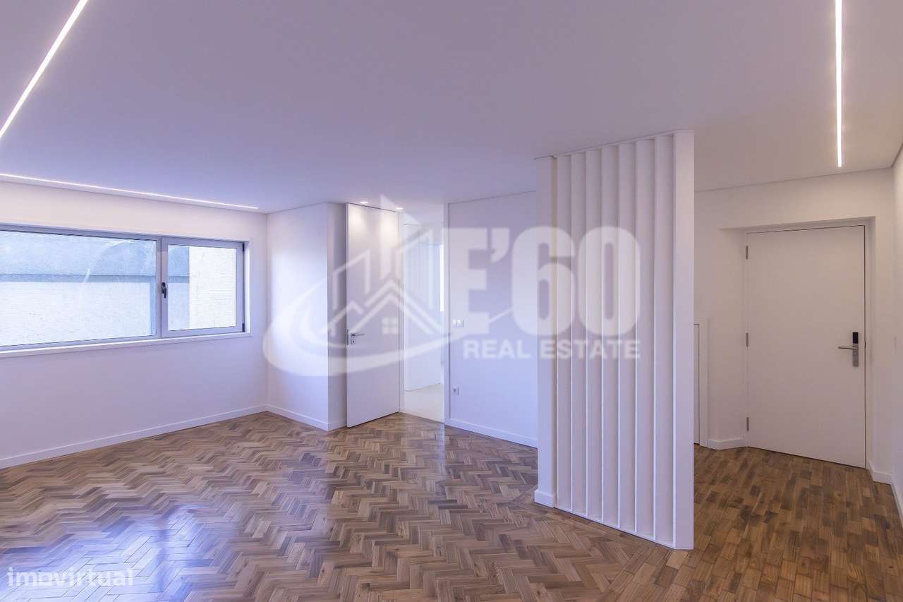 APARTAMENTO T4 CENTRO DO PORTO - Grande imagem: 2/21