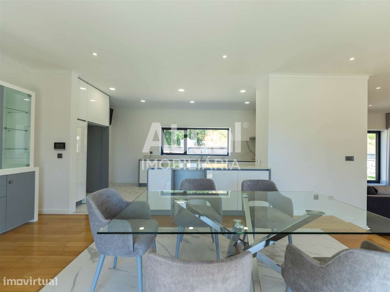 Moradia T3 Venda em Caldas de Vizela (São Miguel e São João),Vizela-5