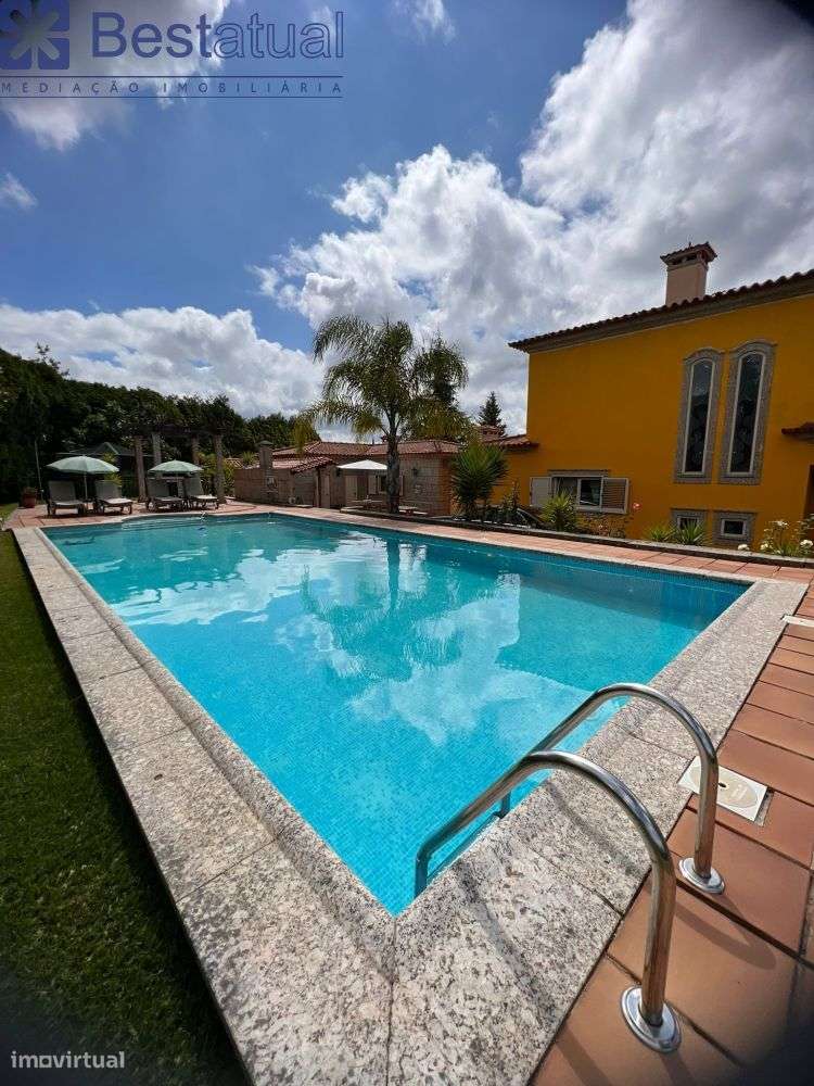 Moradia T4 - 4 Suites - Possib. Permuta - Ribeirão-52