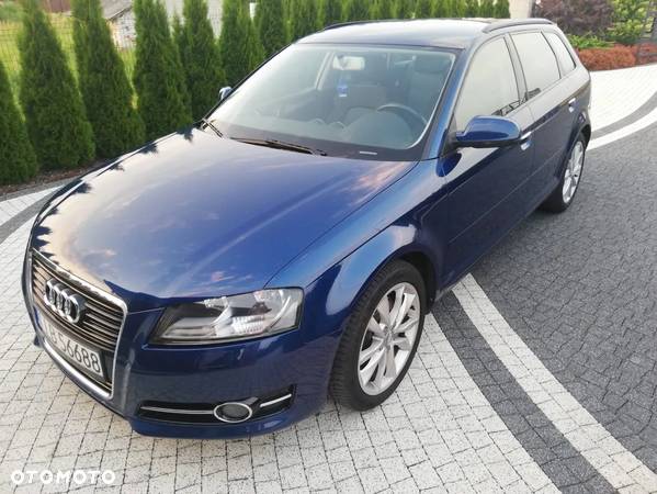 Audi A3 2.0 TFSI Sportback Ambiente - 1