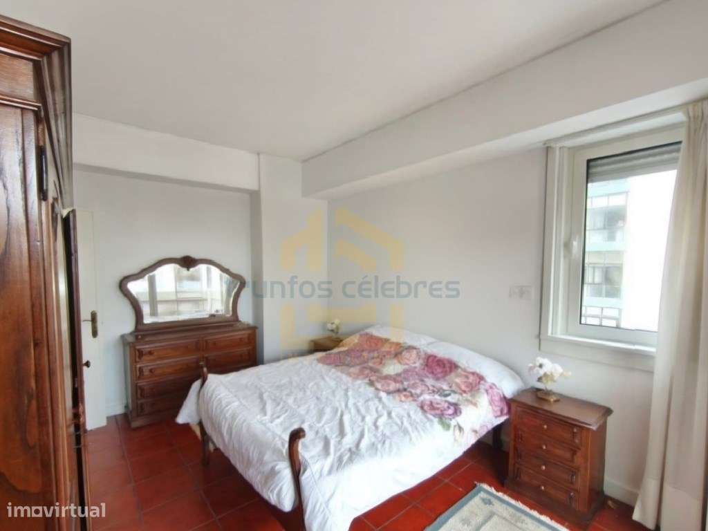 Apartamento T2 com vista mar frente á praia - 1.ª Linha de Mar -Póv...-59