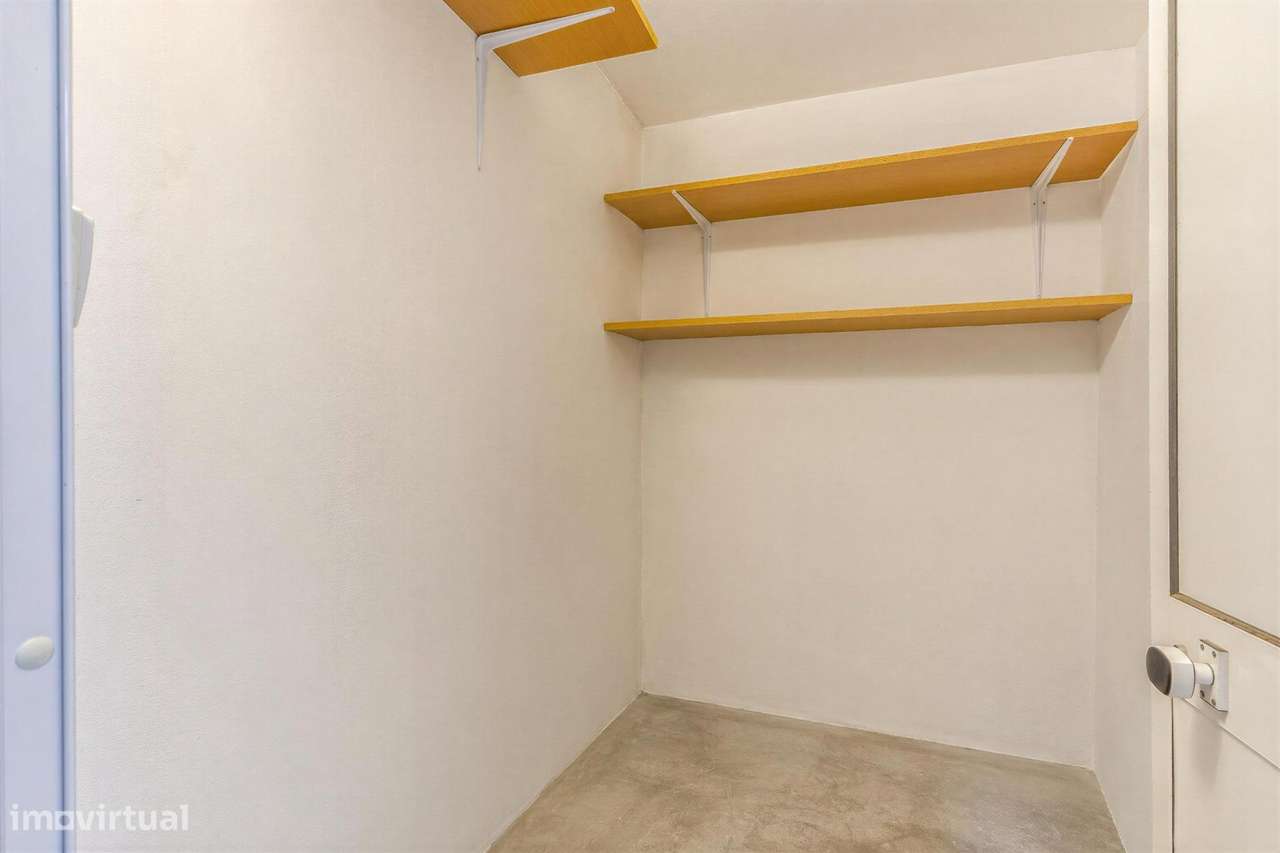 Apartamento T3 com 2 Frentes, Varandas em Vila do Conde-27