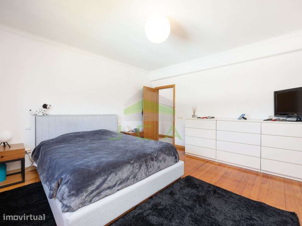 Moradia V4 com piscina e terreno a 15min de Leiria-21