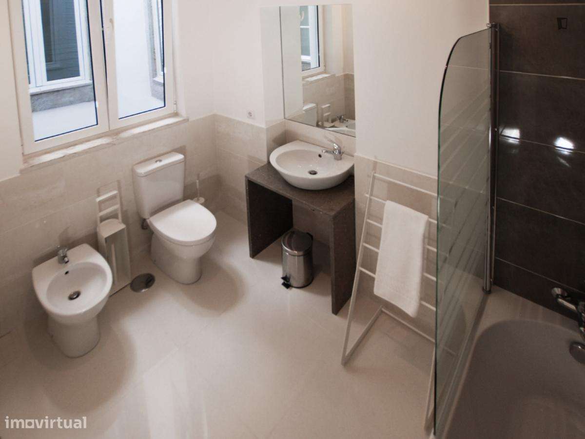 Apartamento com 3 quartos - localizado em Cais do Sodré Lisbon - Grande imagem: 4/10