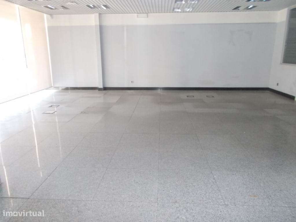 Loja - até 100% Financiamento - Grande imagem: 4/6