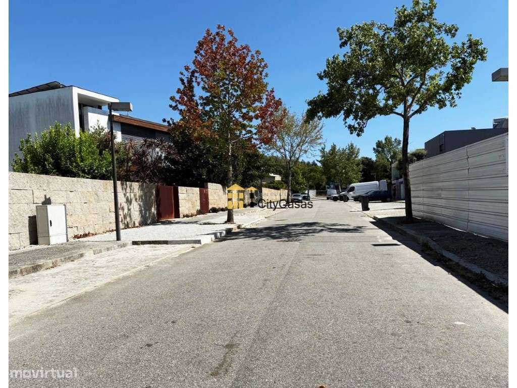 Terreno na Cidade da Maia | Urbanização Vila de Cónegos - Grande imagem: 4/14