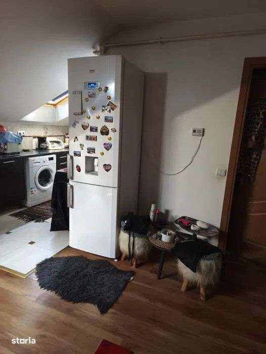 Apartament cu 2 camere, 56 mp, zona Florilor - Imagine principală: 3/8