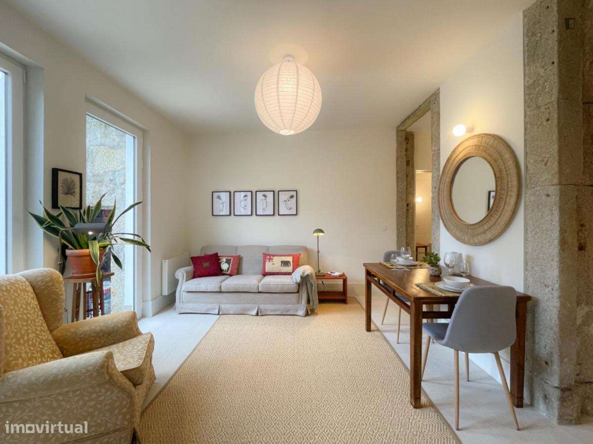 Estúdio - localizado em Paranhos Porto - Grande imagem: 5/10