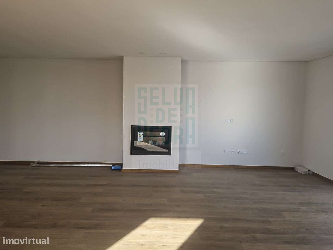 Moradia de 3 frentes V4 Famalicão-12