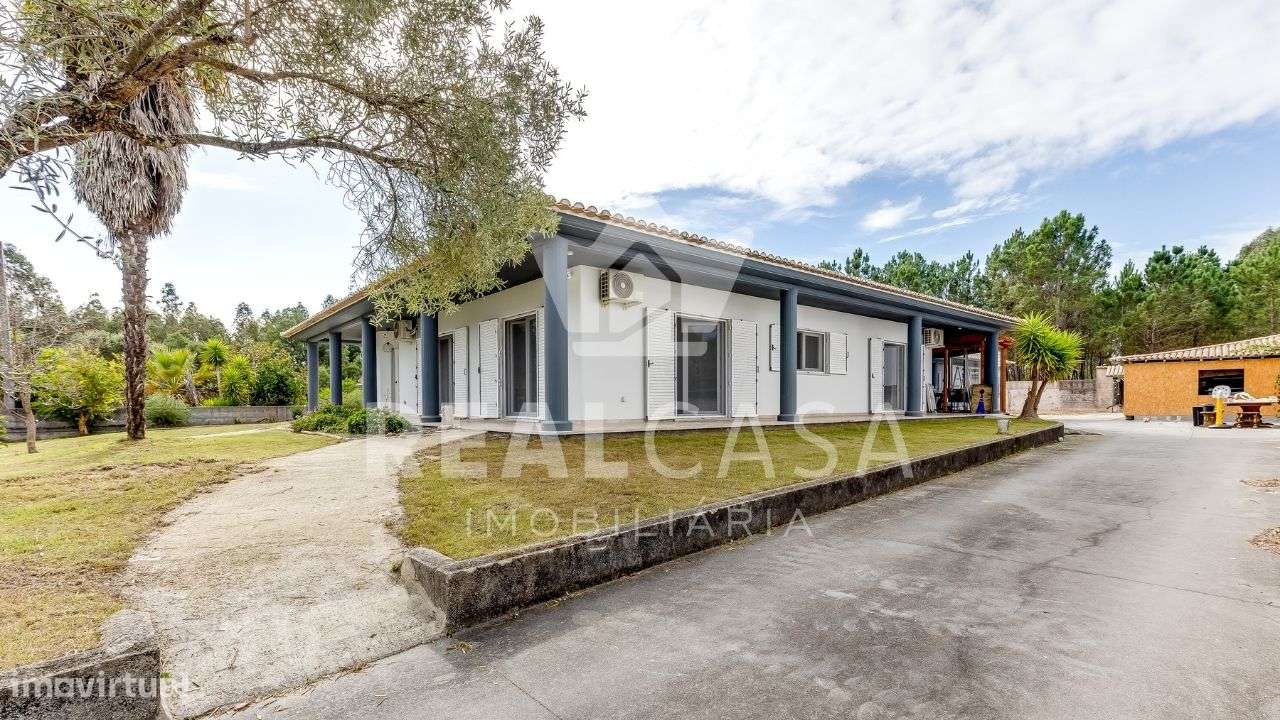 Moradia Térrea T5 em Marinha Grande-4