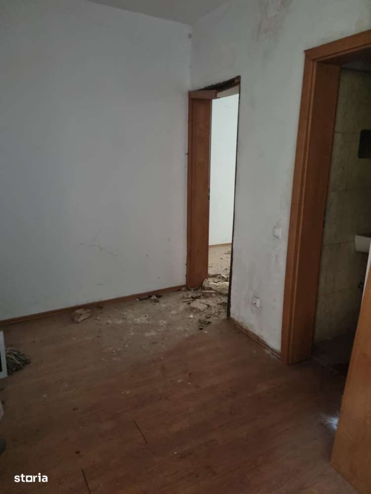 Casă pe parter, poziție premium – perfectă pentru investiție sau birou-5