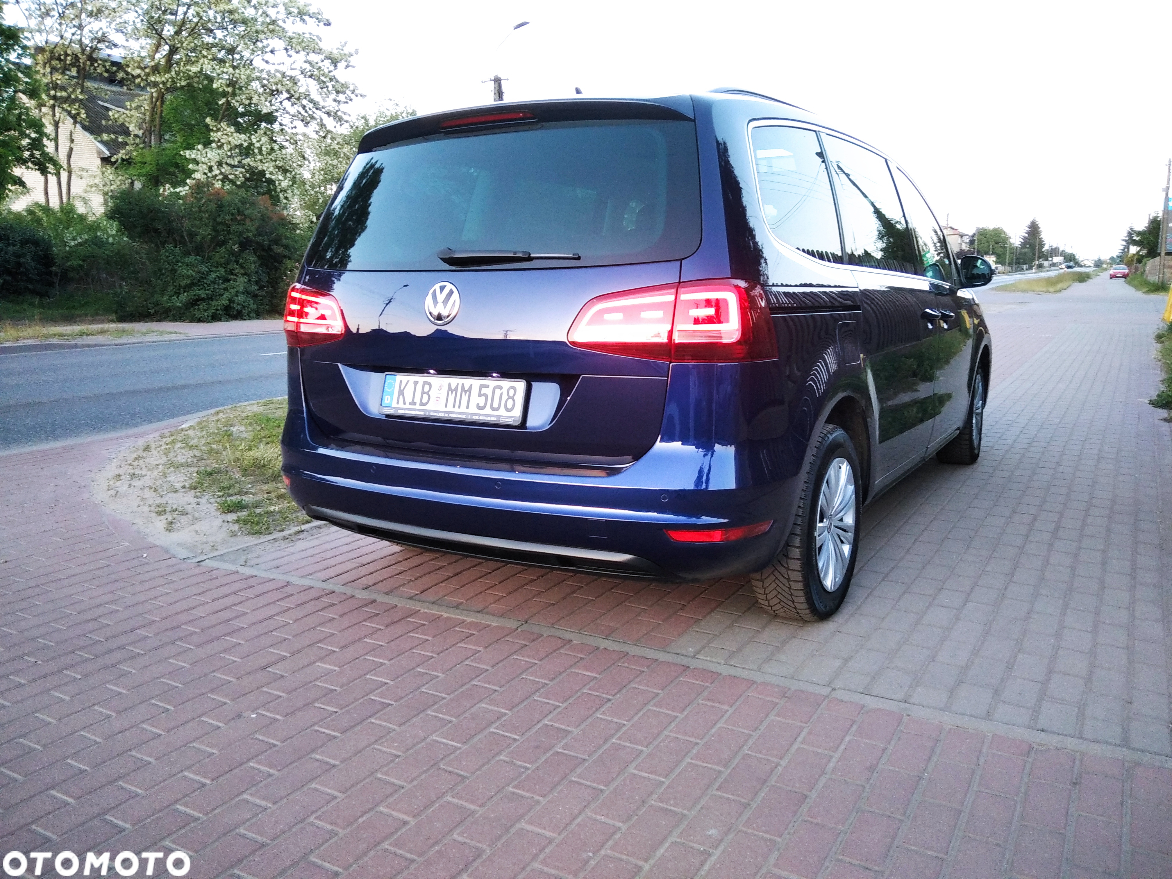 Volkswagen Sharan 2.0 TDI BMT Comfortline DSG - 5