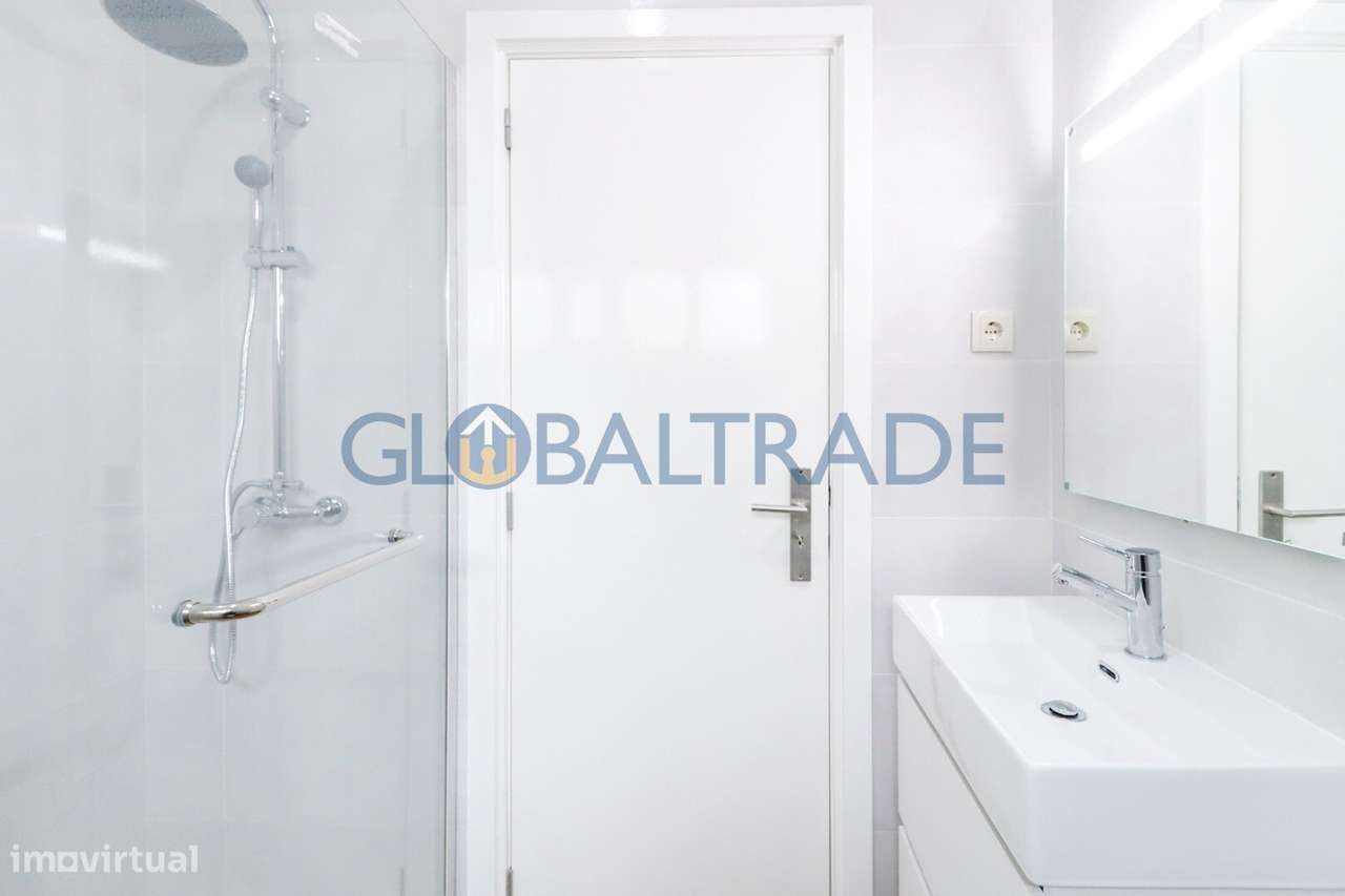 Apartamento T3 Renovado & Equipado em Águas Santas-56