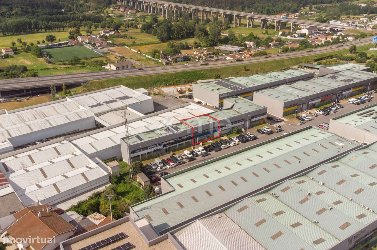 Oportunidade de Investimento | Escritórios/Armazém em Sequeira, Bra...-12