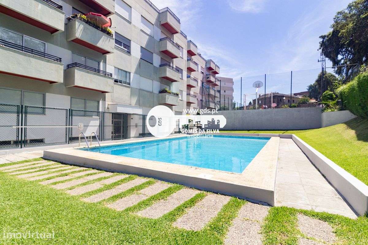 Apartamento T3 remodelado em condomínio fechado - Grande imagem: 3/41