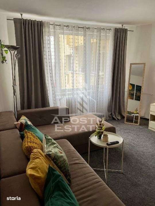 Apartament 1 cameră , AC, renovat , central - Imagine principală: 3/9