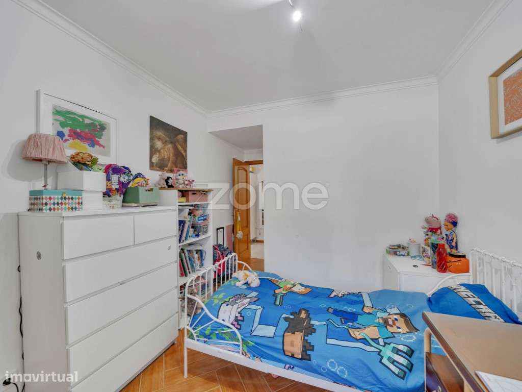 T3 com Terraço Privativo na Amadora-26