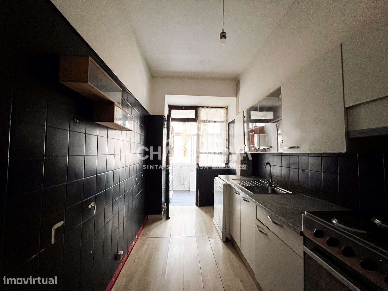 T2 c/ Varanda em Santa Marinha (Devesas) - Grande imagem: 5/16