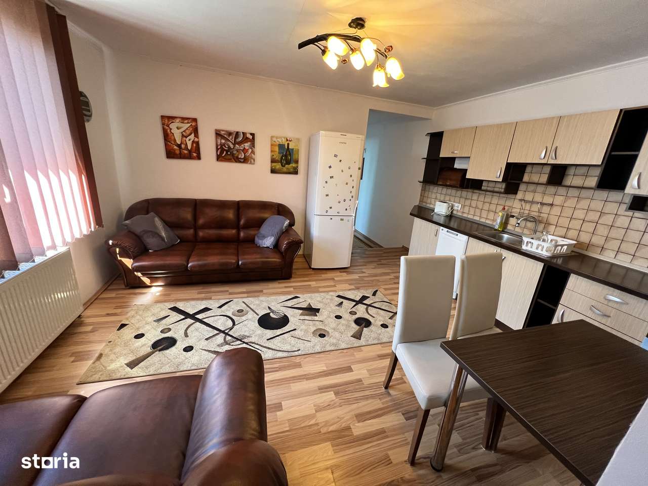 INCHIRIEZ apartament 3 camere la casa,renovat,zona Turnisor - Imagine principală: 5/13