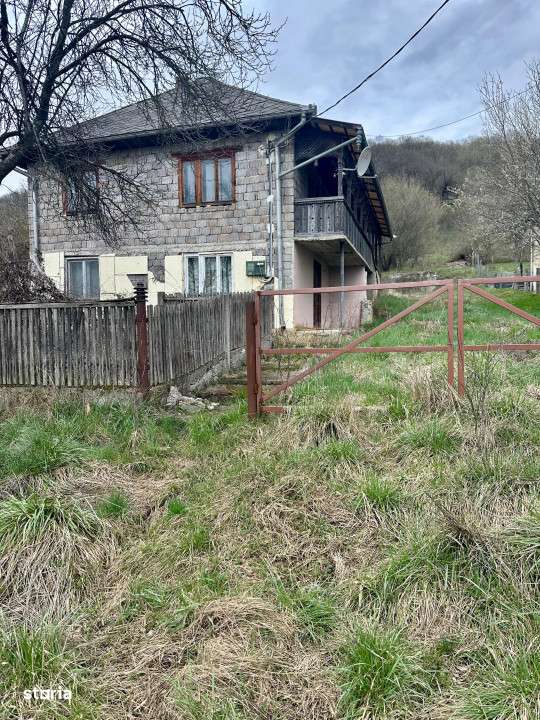 Casa de vanzare in Ilianda – 4 camere, 900 mp teren, utilitati compl - Imagine principală: 5/9