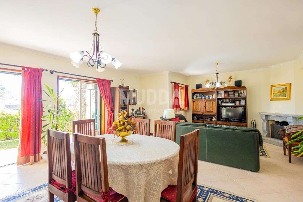 Moradia T4 à venda em Mataduços, Esgueira, Aveiro – Espaço, Conforto e-17